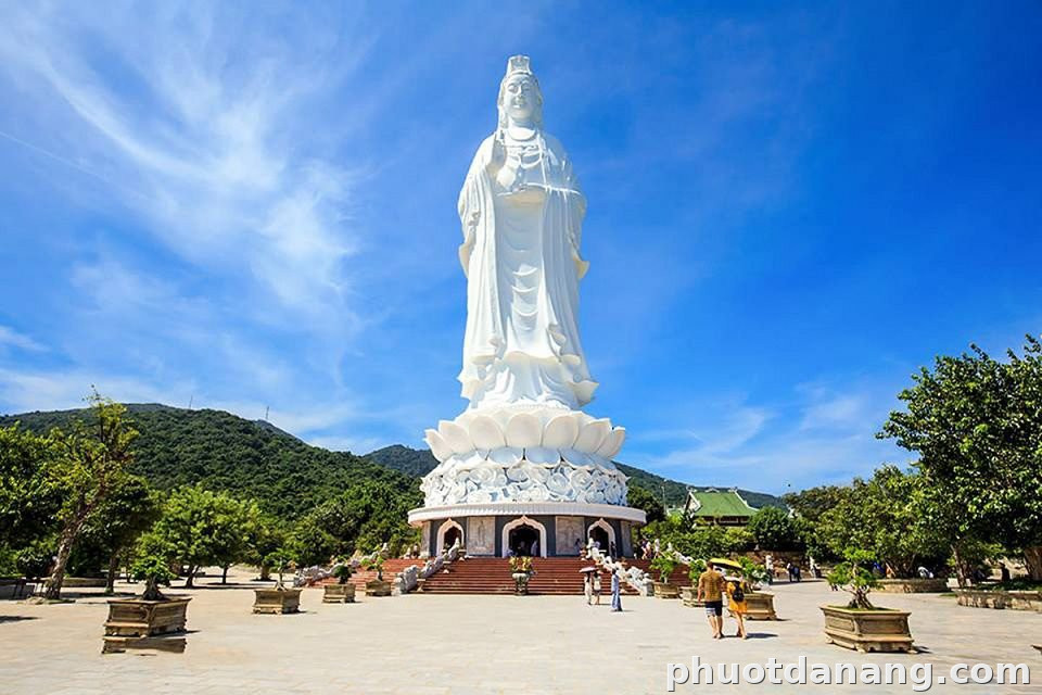 Chùa Linh Ứng - Bãi Bụt Sơn Trà