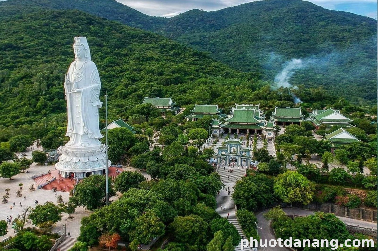 Tượng Phật Bà Quan Âm