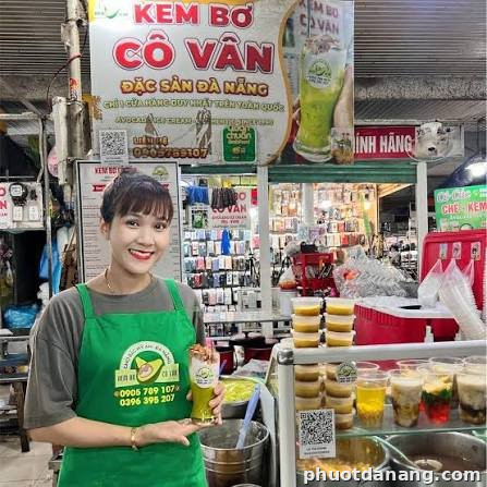 Kem Bơ Cô Vân chợ Bắc Mỹ An ( Avocado ice cream Ms.VAN at Bac My An market )