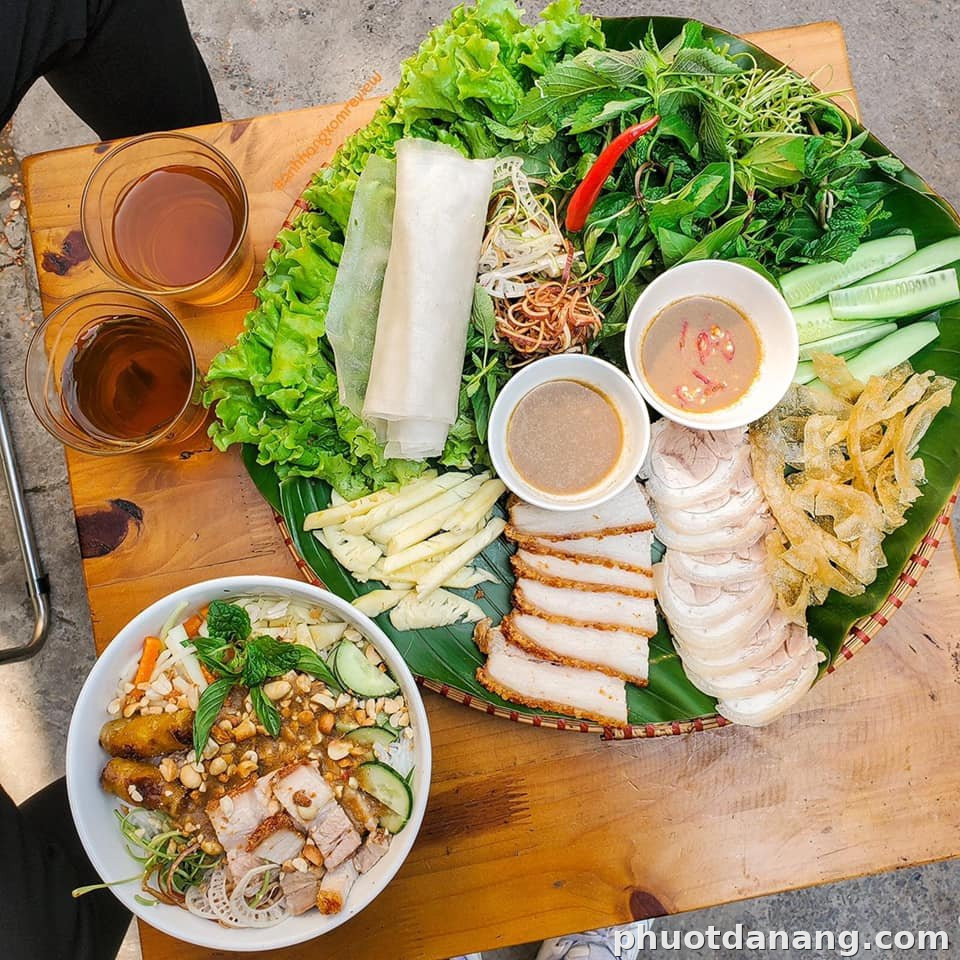 Bánh tráng cuốn thịt heo